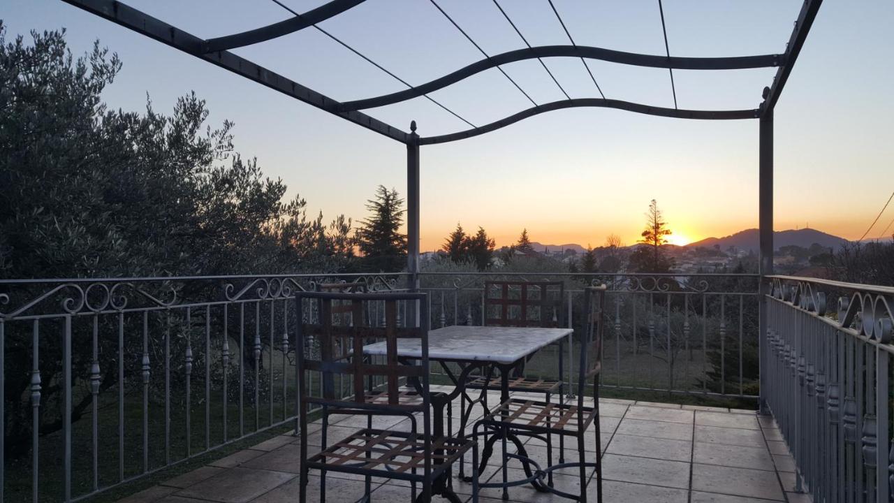 Le Relais Fleuri Hotel Alès Екстериор снимка